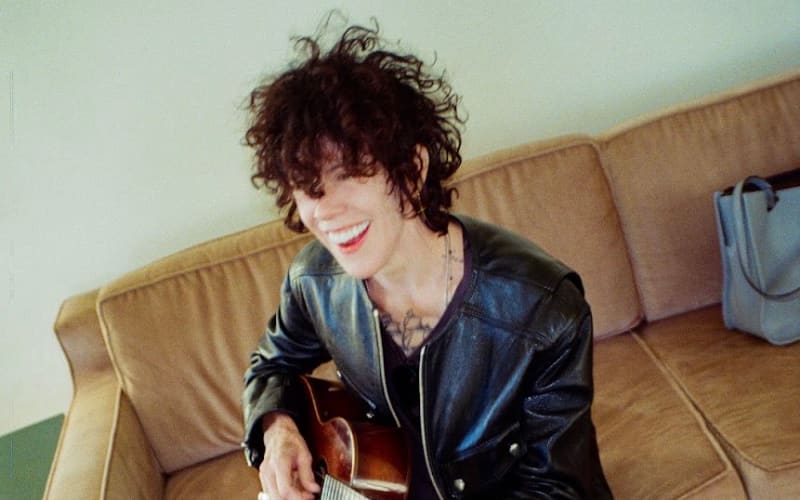 Promotional photo of LP