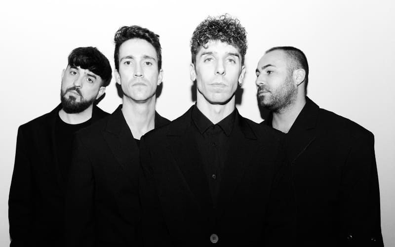 Promotional photo of Veintiuno
